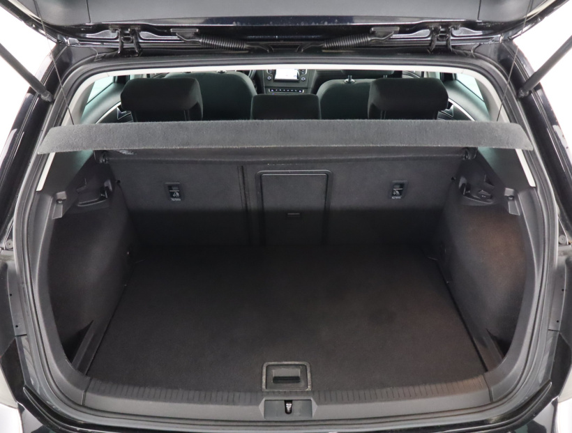 Volkswagen Golf, 2013