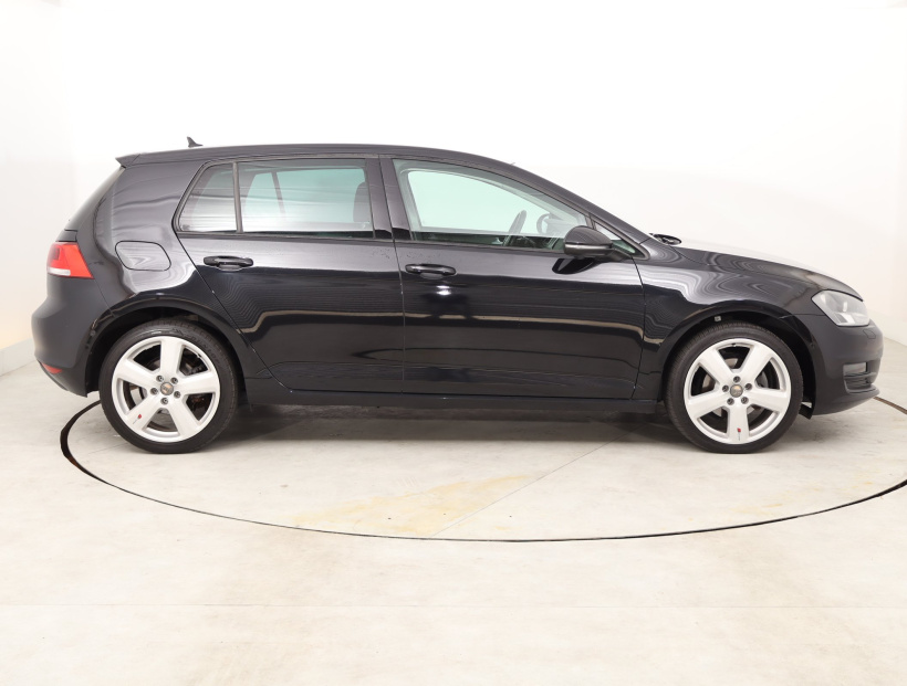 Volkswagen Golf, 2013
