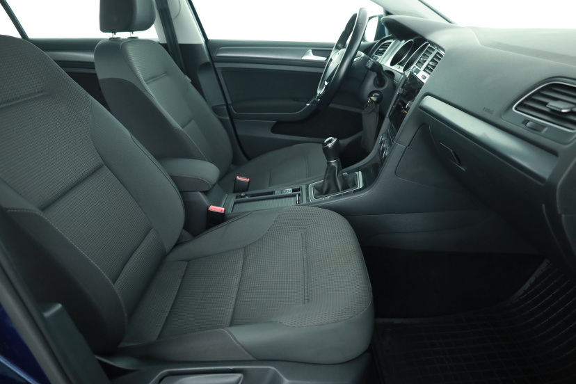 Volkswagen Golf, 2020