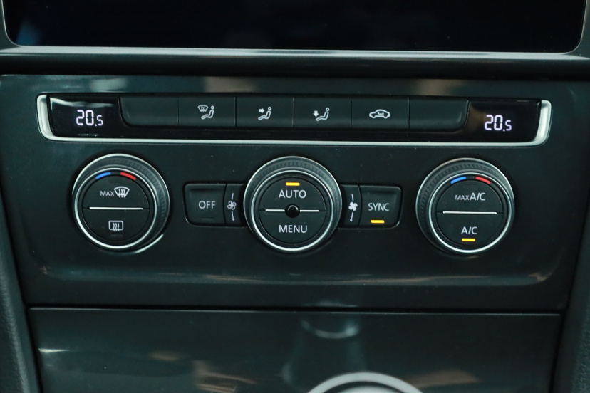 Volkswagen Golf, 2020