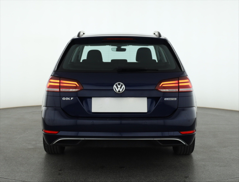 Volkswagen Golf, 2020