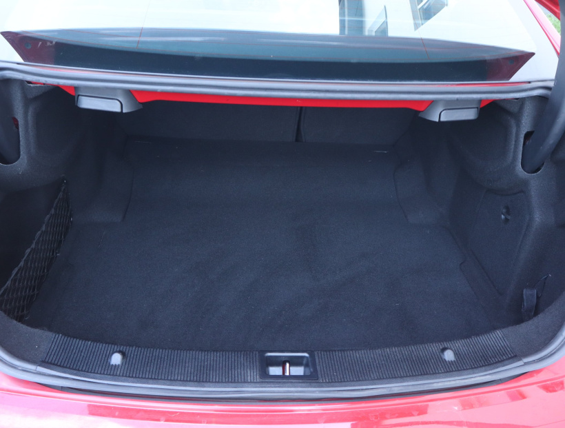 Mercedes-Benz E, 2011