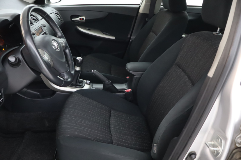 Toyota Corolla, 2006