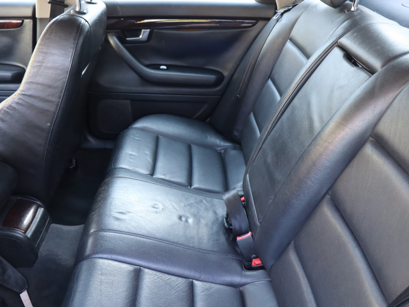 Audi A4, 2001