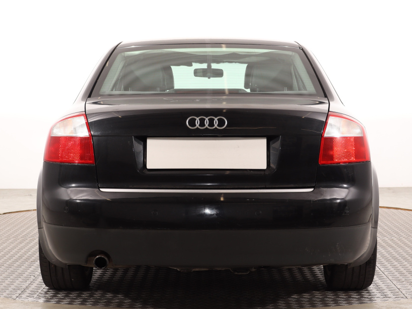 Audi A4, 2001