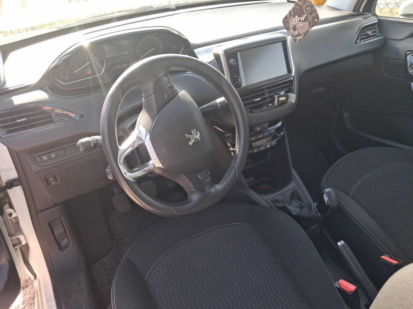 Peugeot 208, 2017