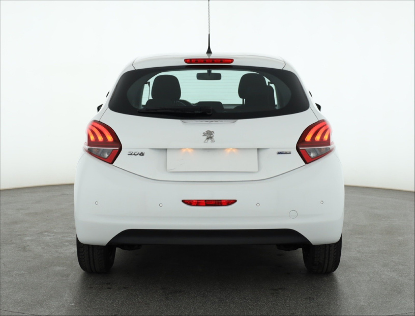 Peugeot 208, 2017