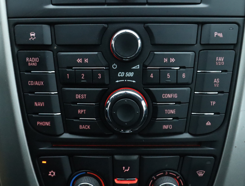 Opel Astra, 2010