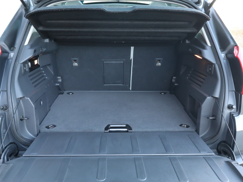 Peugeot 3008, 2011
