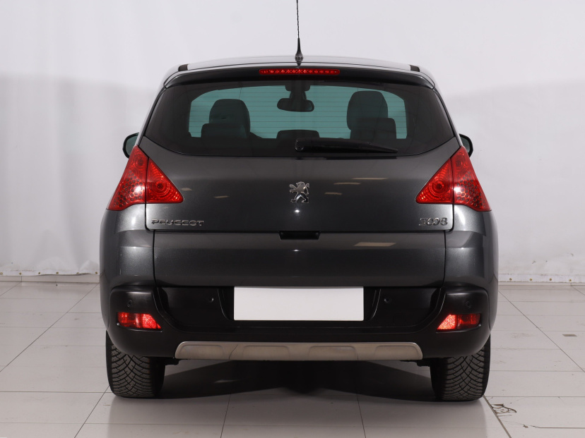 Peugeot 3008, 2011