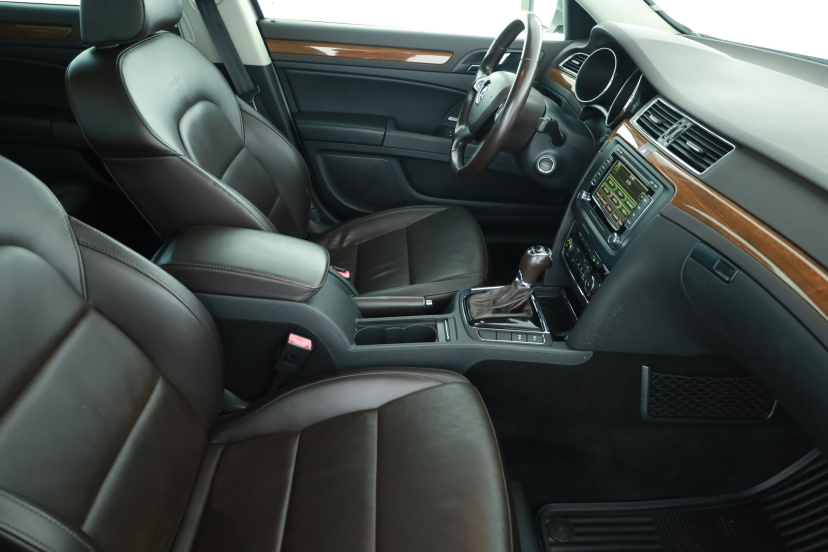 Škoda Superb, 2014