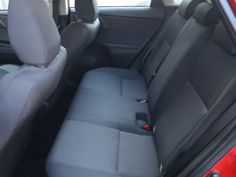 Toyota Auris, 2015