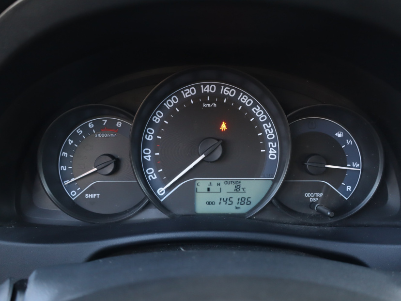 Toyota Auris, 2015