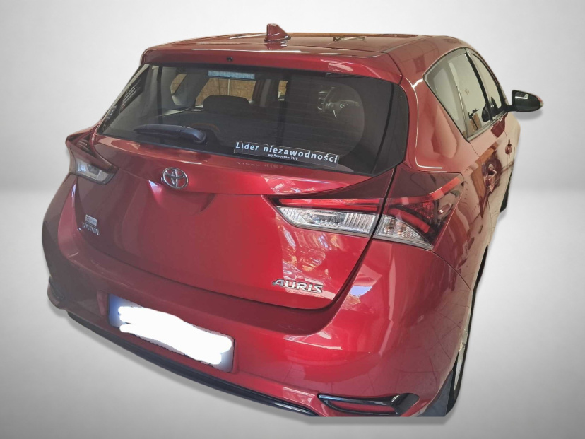 Toyota Auris, 2015