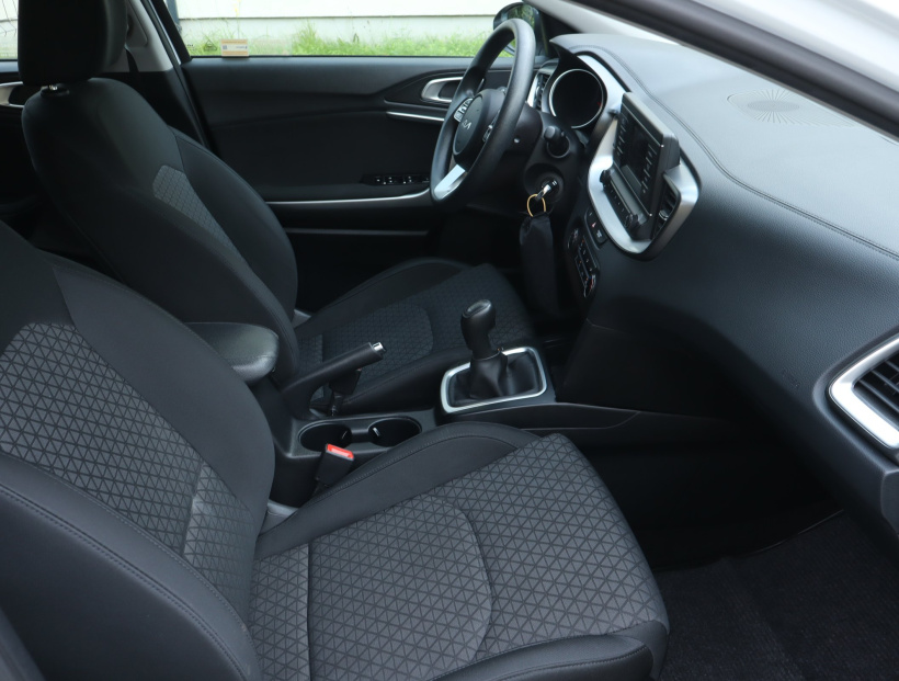 Kia Ceed, 2022