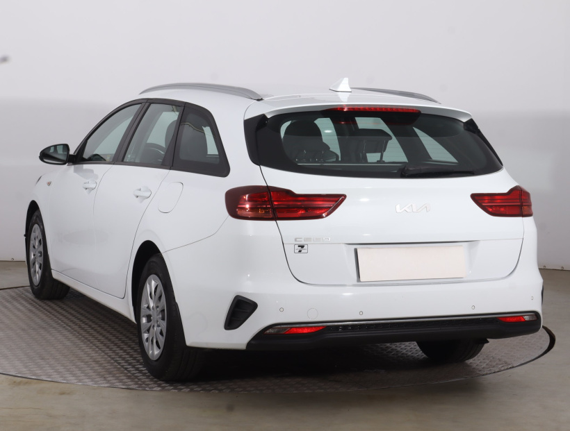 Kia Ceed, 2022