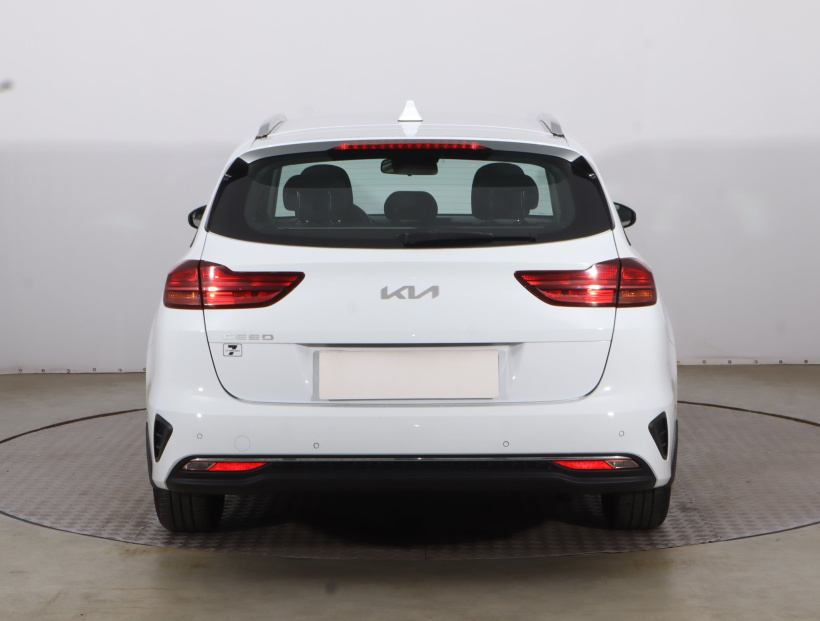 Kia Ceed, 2022