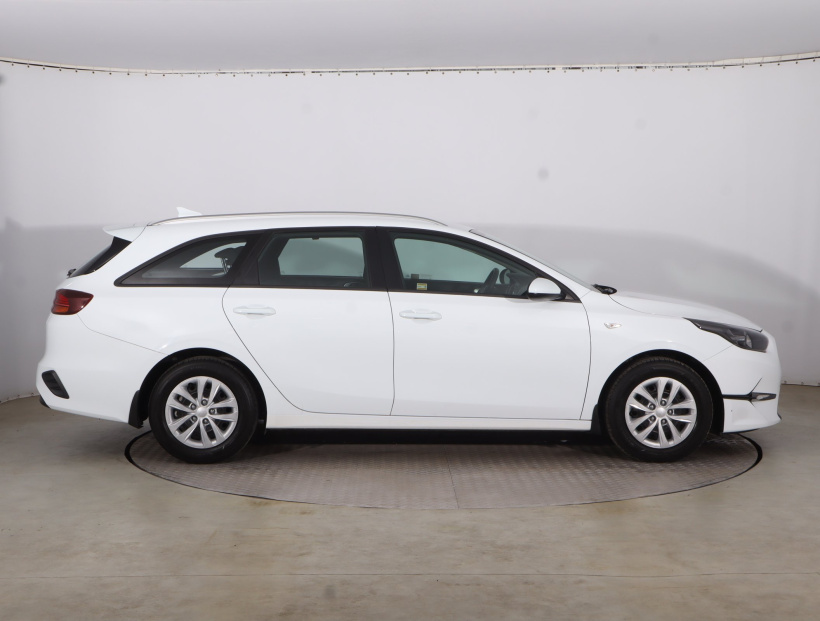 Kia Ceed, 2022