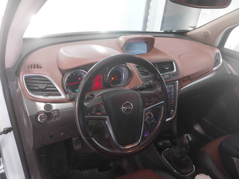 Opel Mokka, 2015