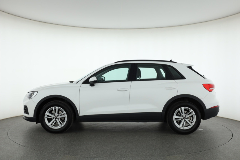 Audi Q3, 2021