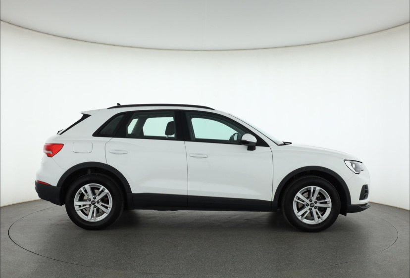 Audi Q3, 2021