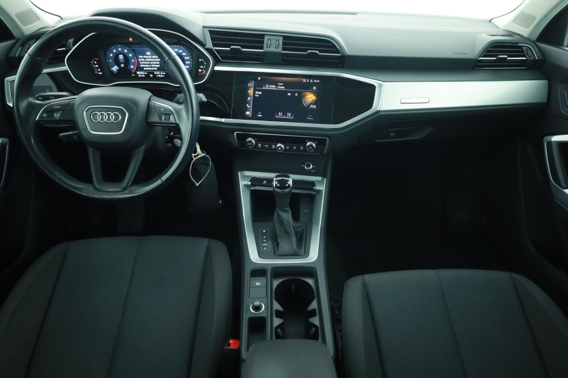 Audi Q3, 2021