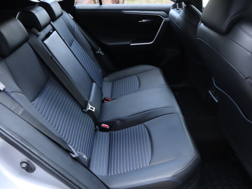 Toyota RAV 4, 2022