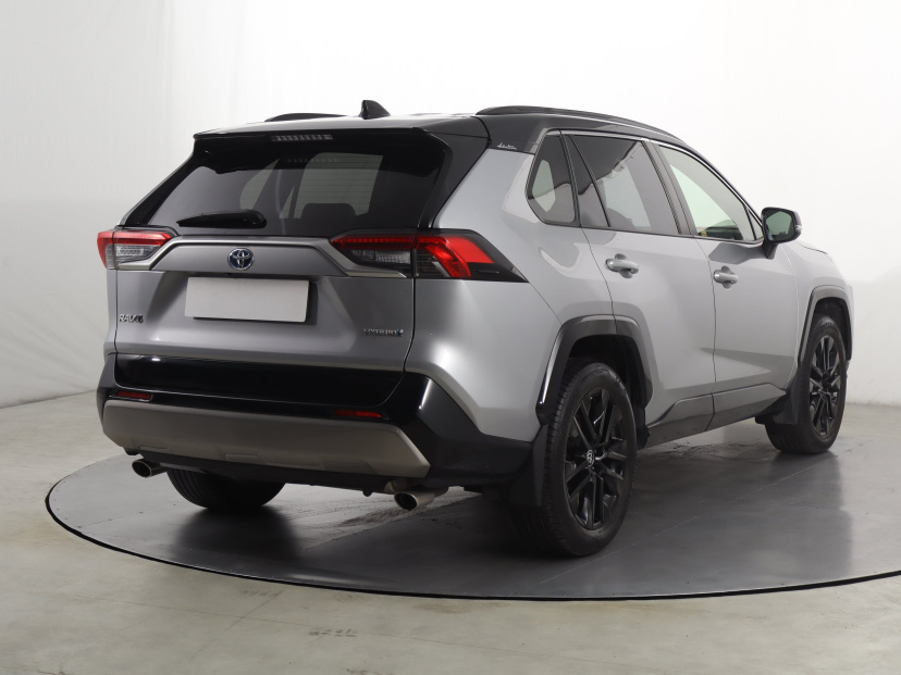 Toyota RAV 4, 2022
