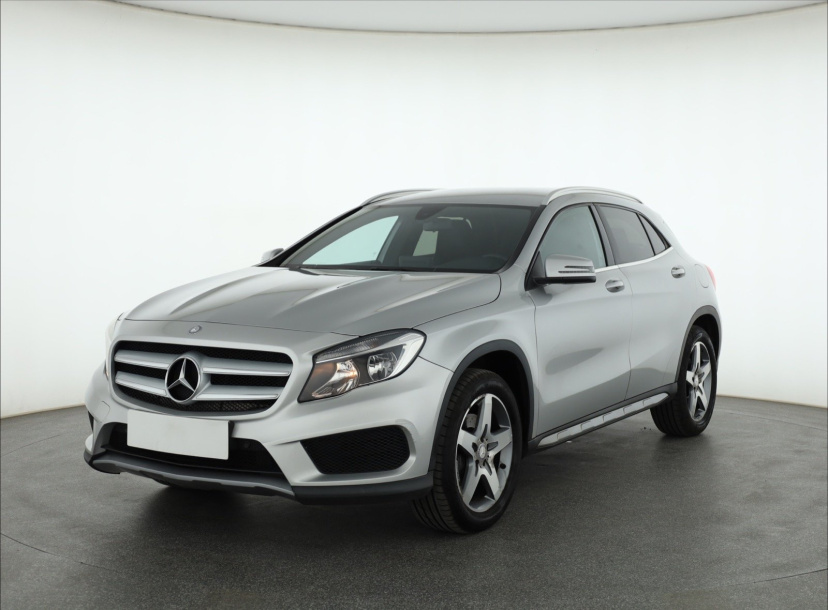 Mercedes-Benz GLA, 2017