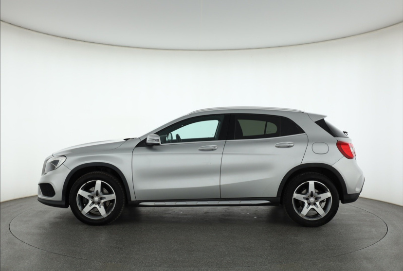 Mercedes-Benz GLA, 2017
