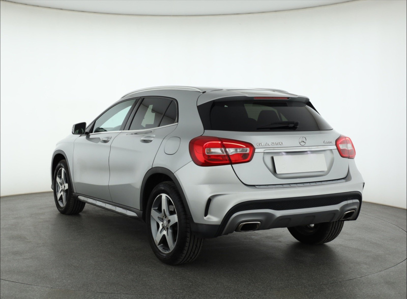 Mercedes-Benz GLA, 2017