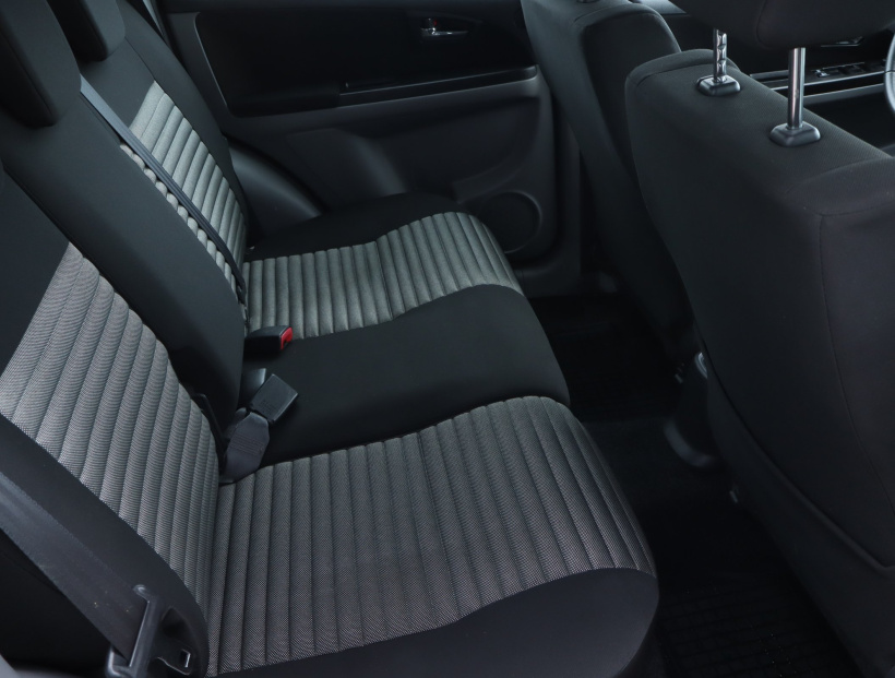Suzuki SX4, 2013