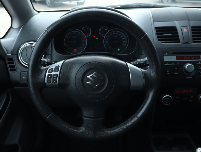 Suzuki SX4, 2013
