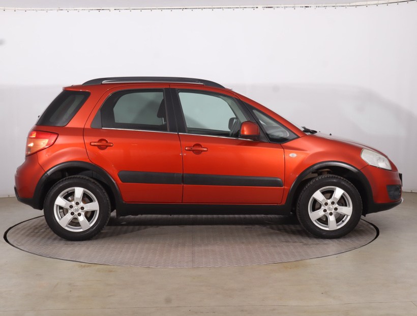 Suzuki SX4, 2013