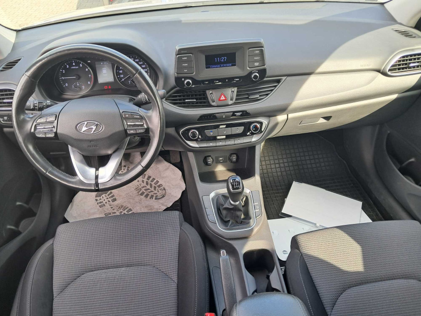 Hyundai i30, 2022