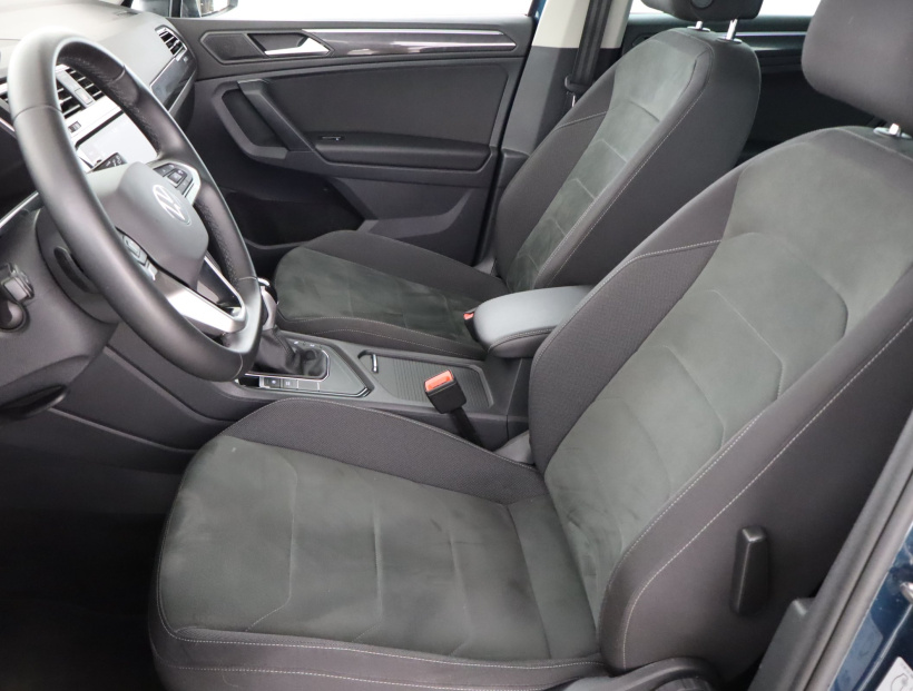 Volkswagen Tiguan, 2023