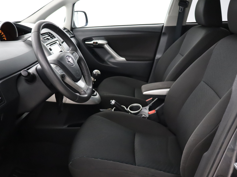 Toyota Verso, 2012