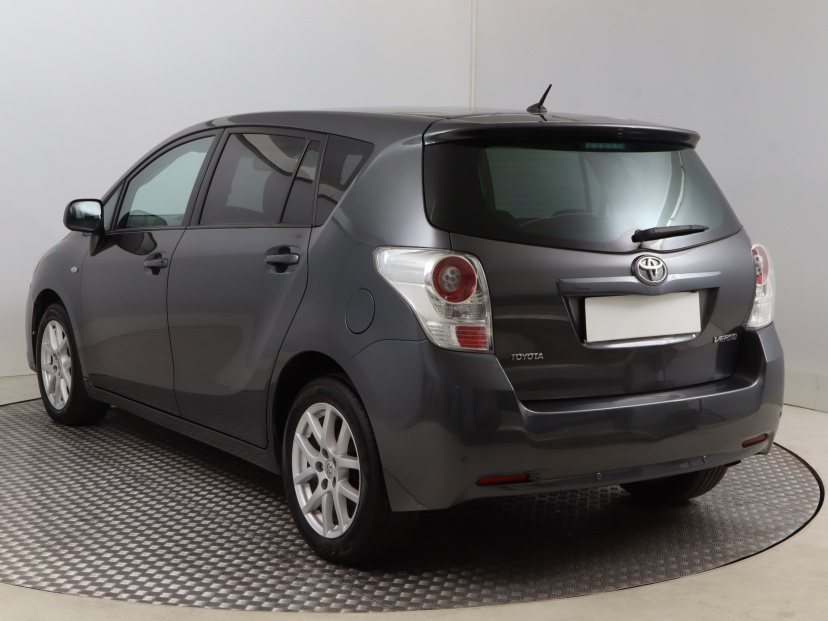 Toyota Verso, 2012