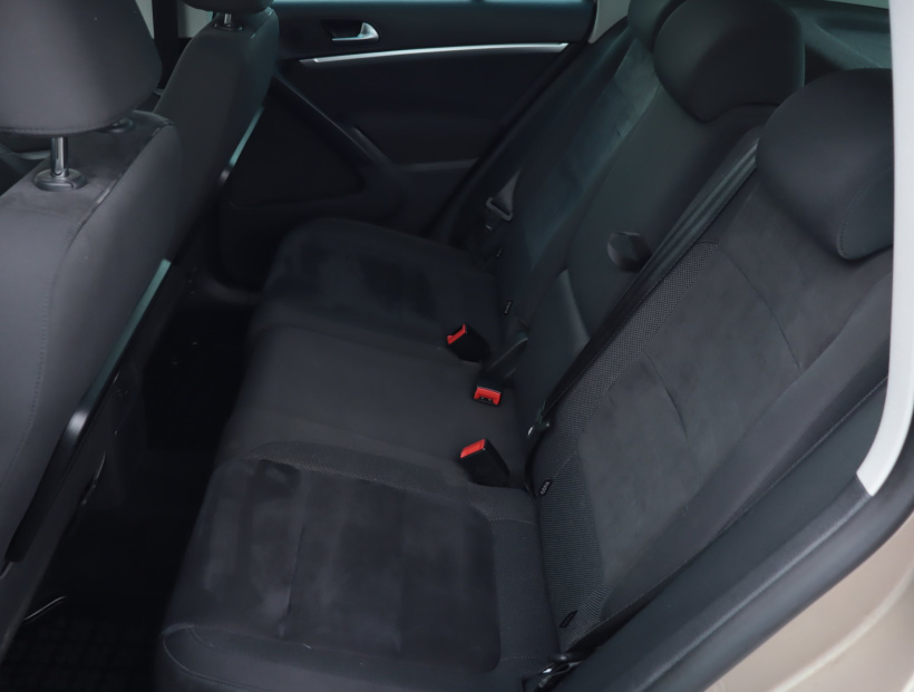 Volkswagen Tiguan, 2013