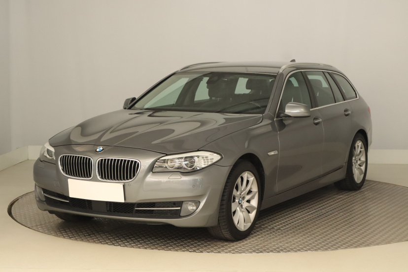 BMW 5, 2013