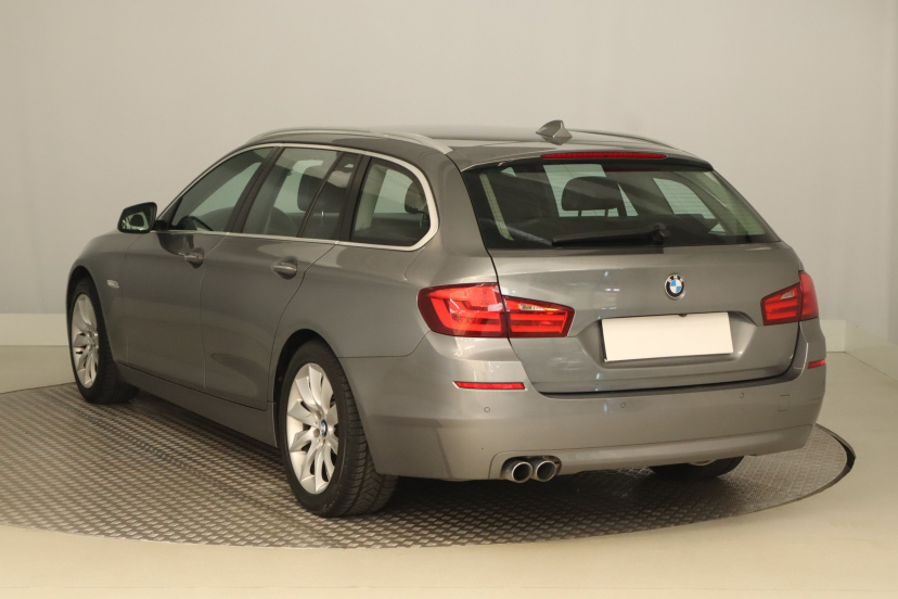 BMW 5, 2013