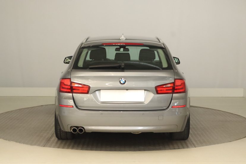 BMW 5, 2013