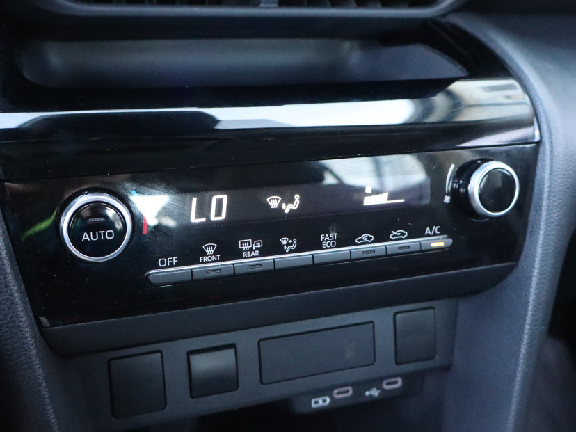 Toyota Yaris Cross, 2025