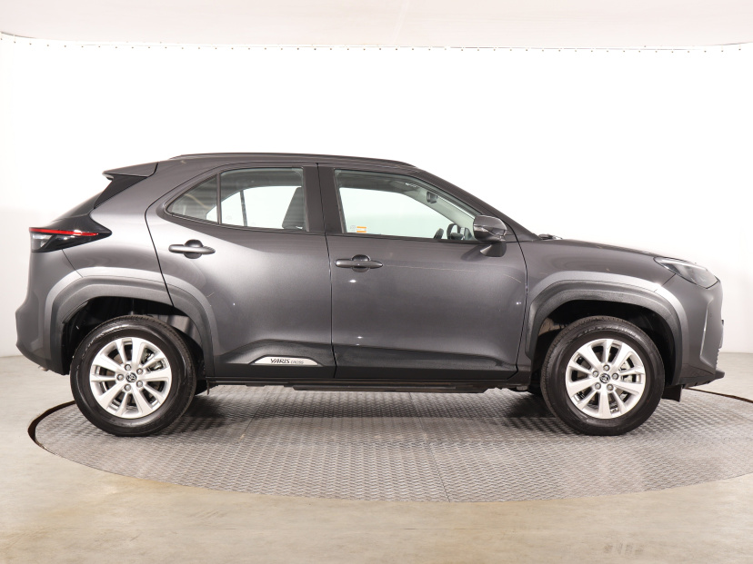 Toyota Yaris Cross, 2025