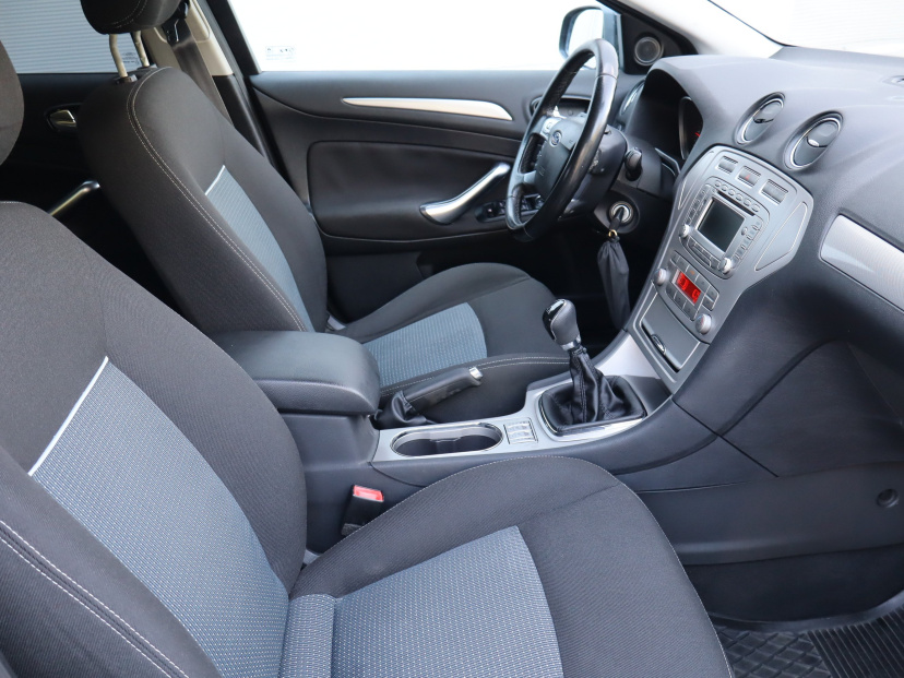 Ford Mondeo, 2010