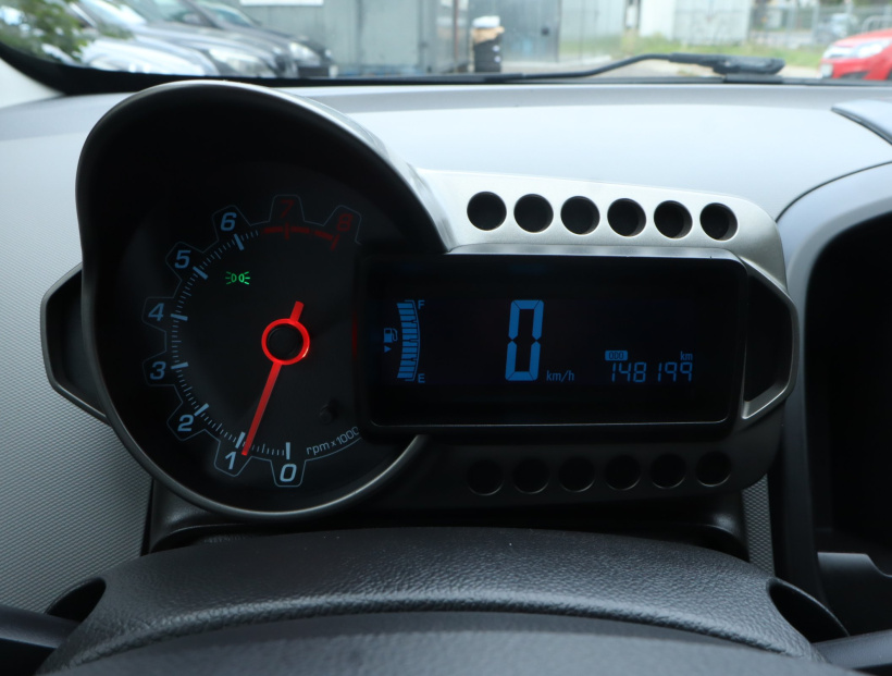 Chevrolet Aveo, 2012