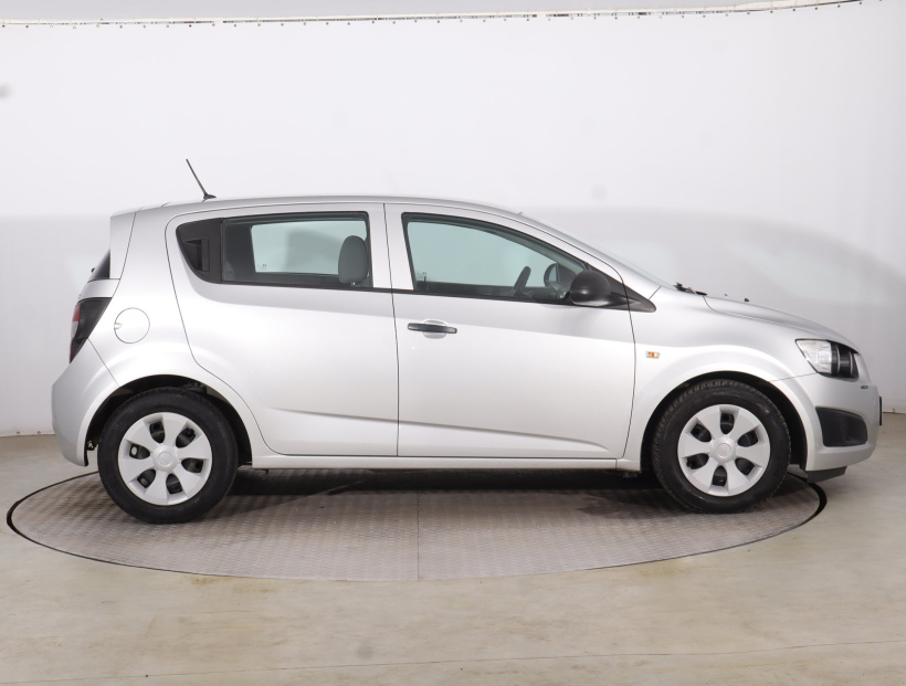 Chevrolet Aveo, 2012