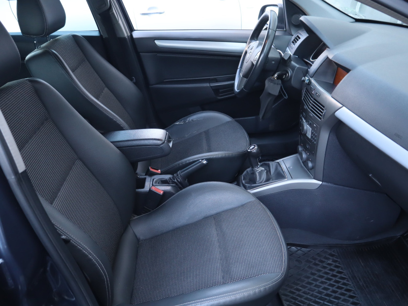 Opel Astra, 2006