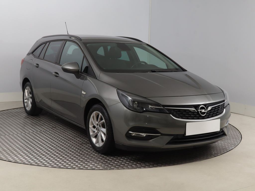 Opel Astra, 2019
