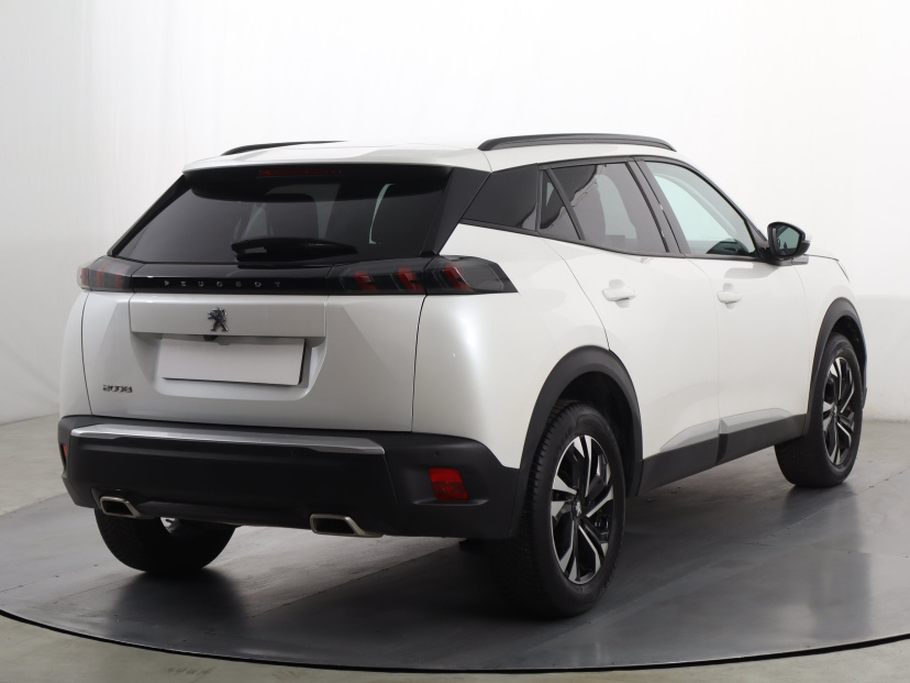 Peugeot 2008, 2021
